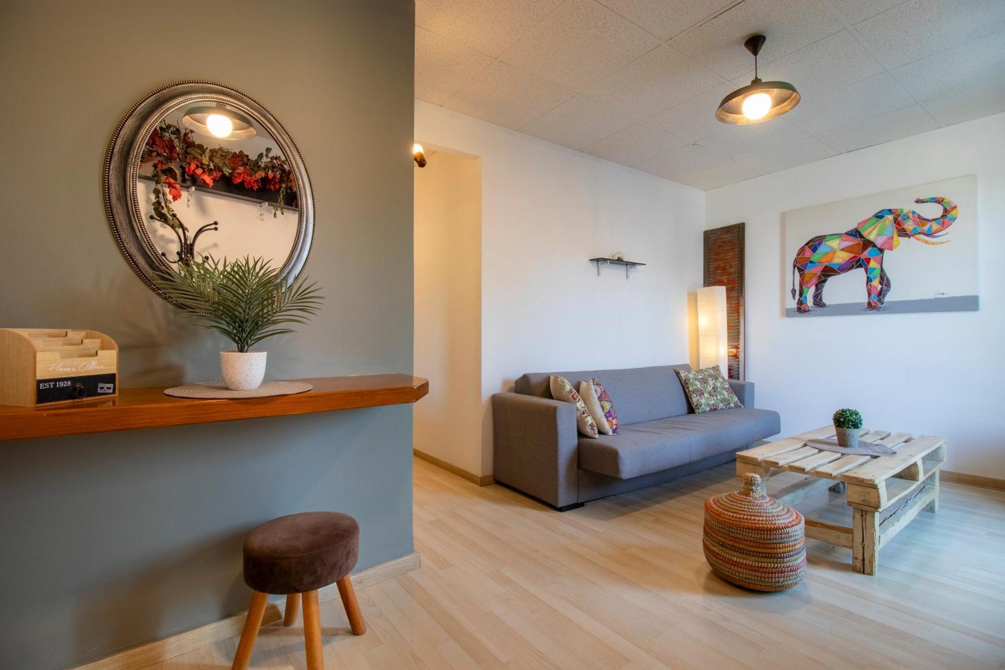 Modern City Apt In The Heart Of Heraklion Esterno foto