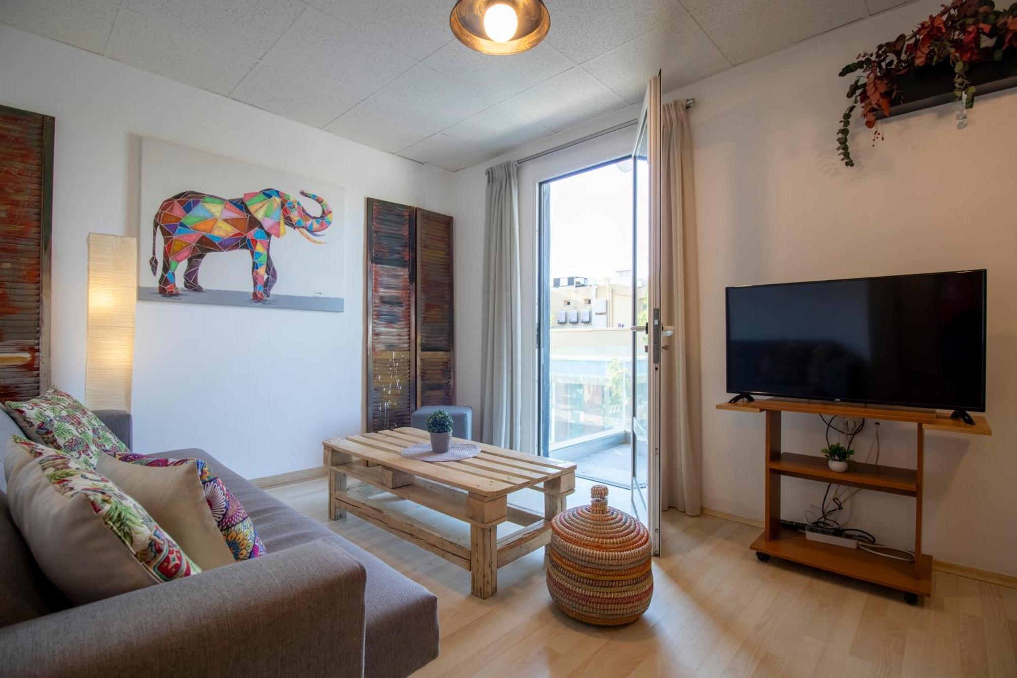Modern City Apt In The Heart Of Heraklion Esterno foto